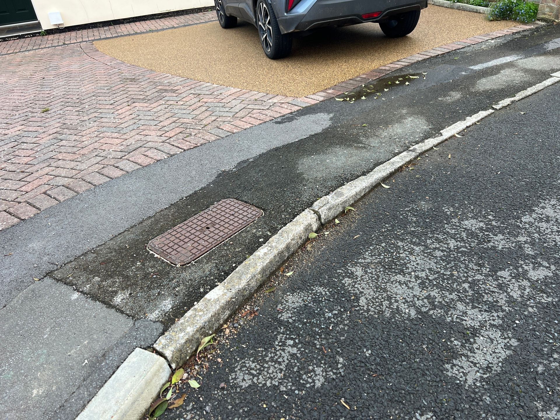Value Creation: How Resin Driveways Transform Property Appeal