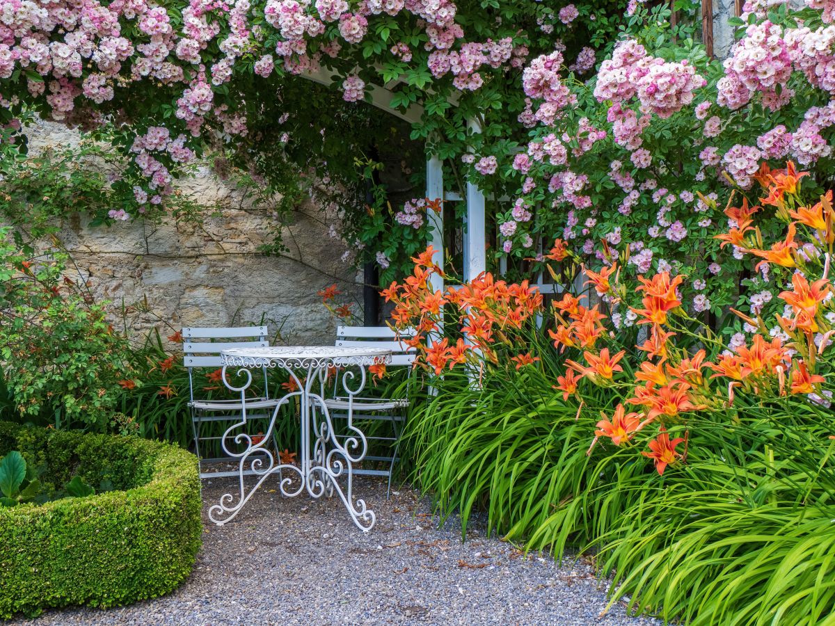 Resin Patios and Garden Paths in Lincoln: Costs and Design Options