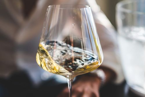 Wine Schools and Certifications : A Guide