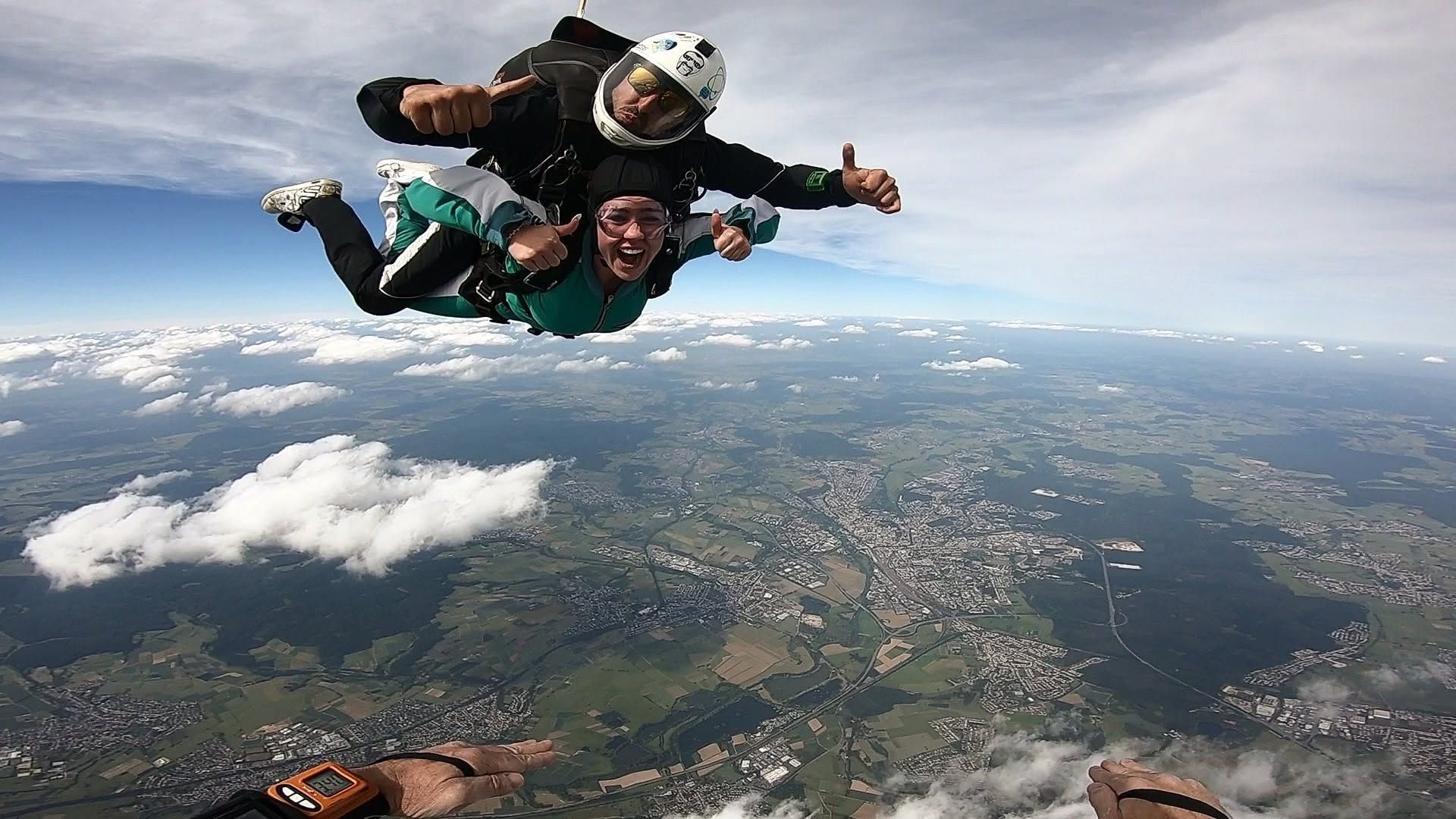 Pullout Skydive