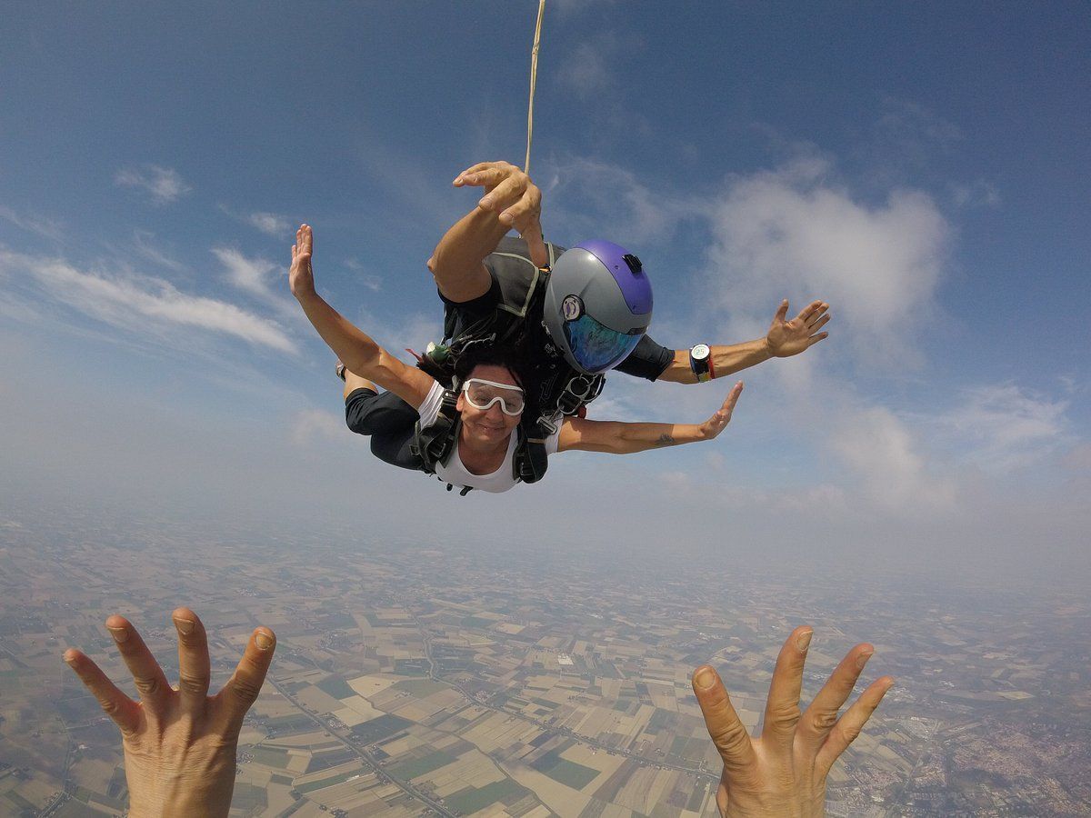 Pullout Skydive