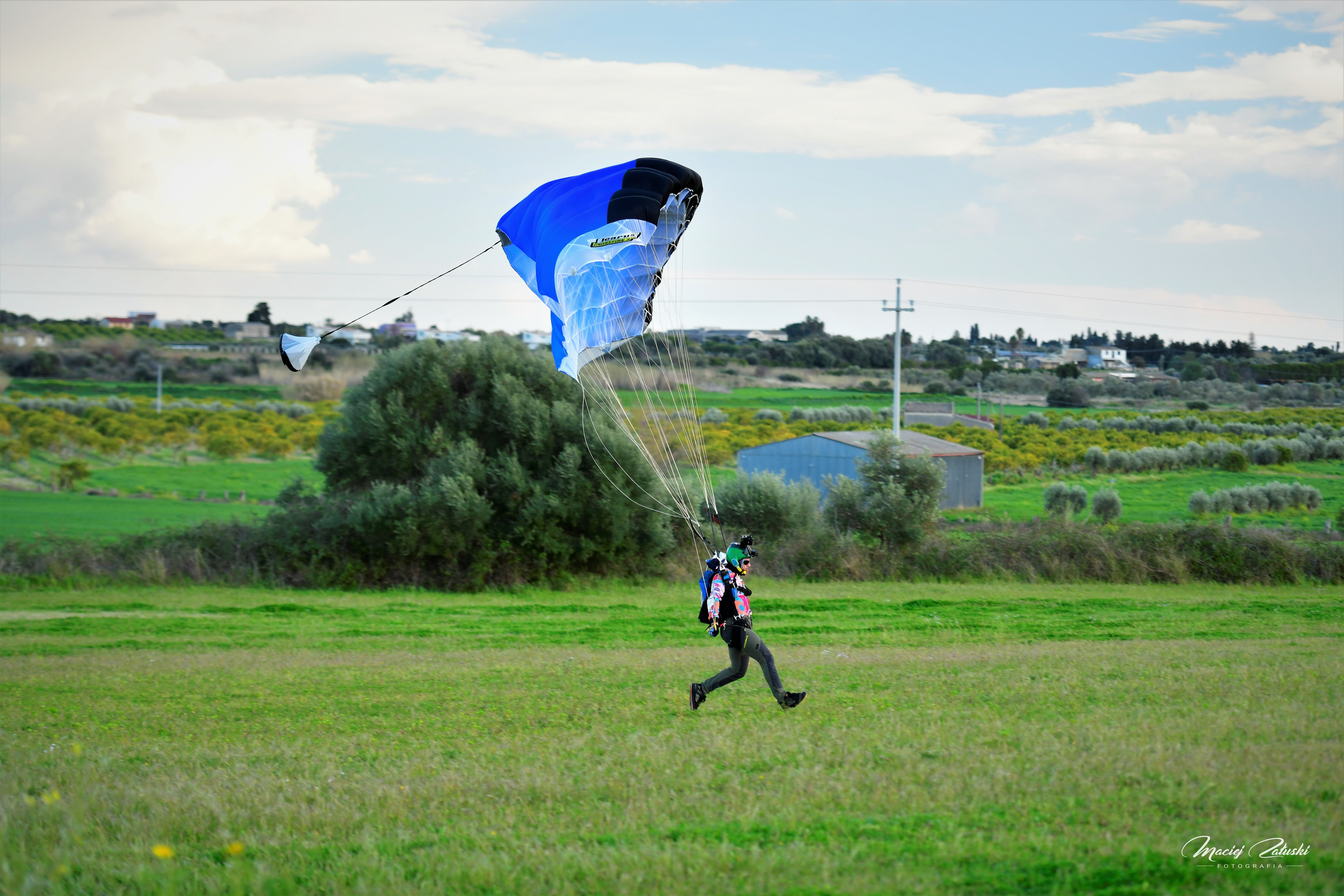 SkydiveSicilia