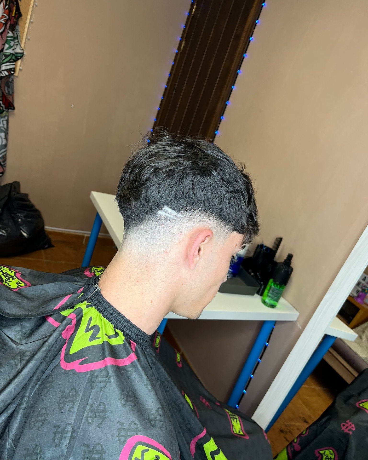 Low skin fade con detalle