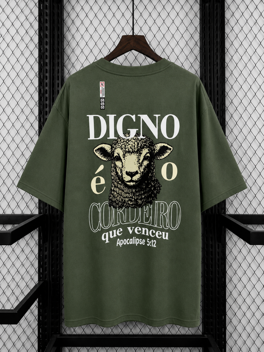 Camiseta Oversized Digno é o Cordeiro