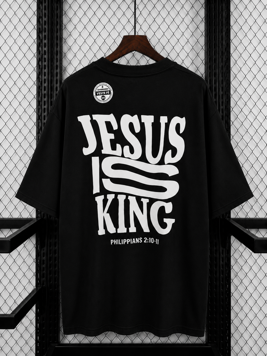 Camiseta Oversized Jesus Is King