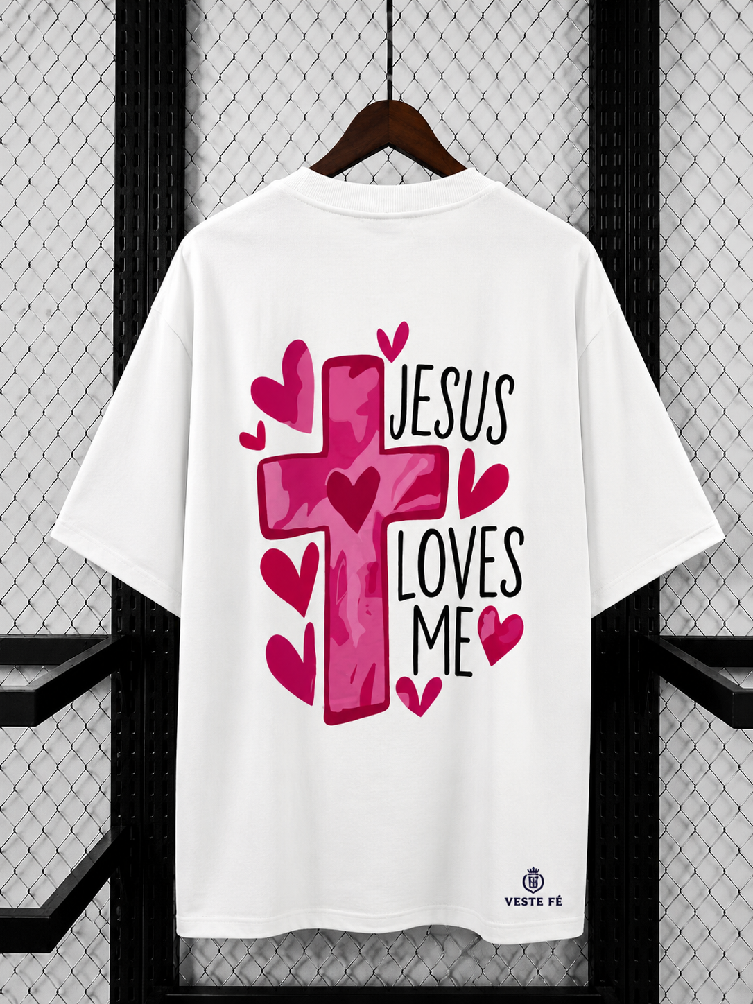 Camiseta Oversized Jesus Me Ama