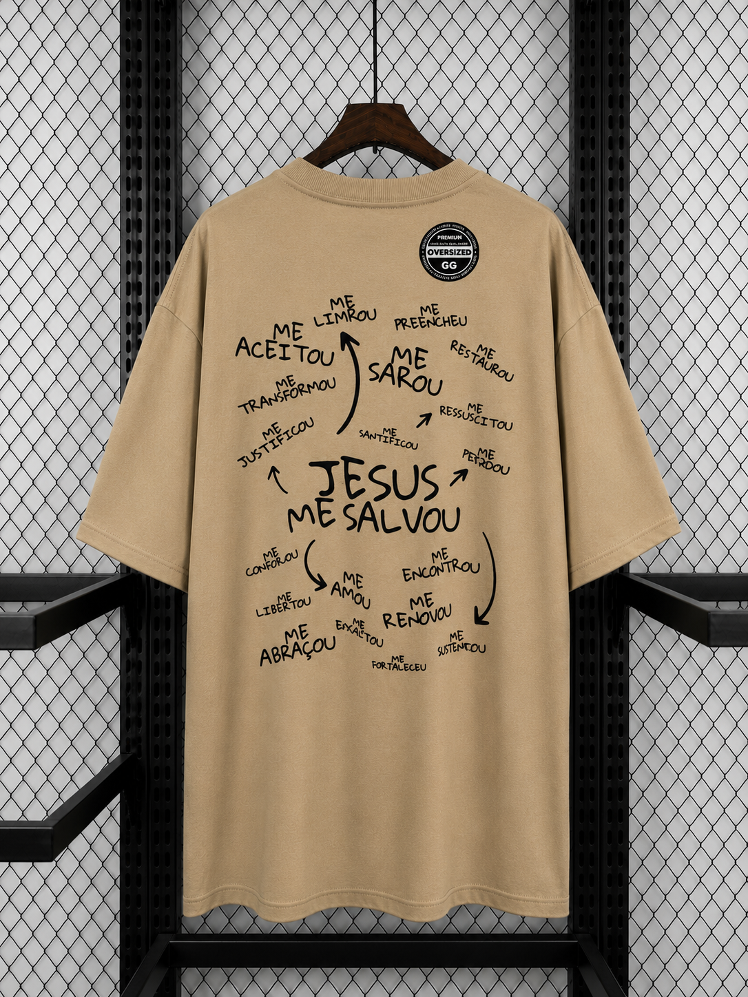 Camiseta Oversized Jesus Me Salvou