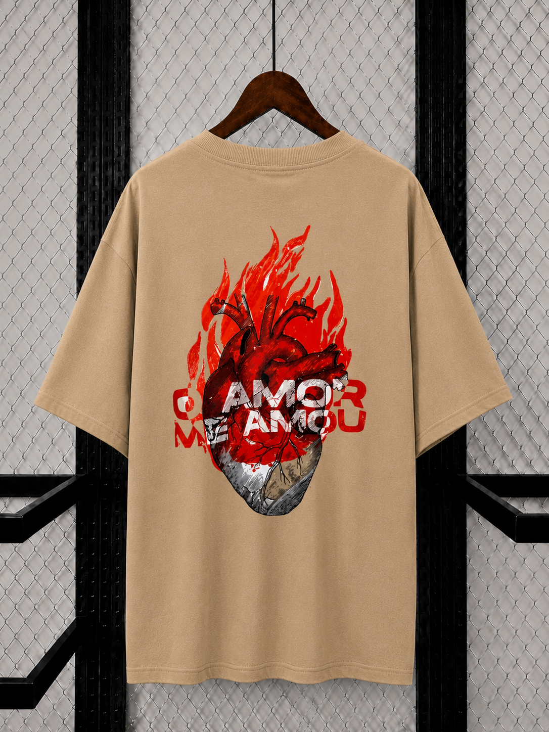 Camiseta Oversized O Amor Me Amou