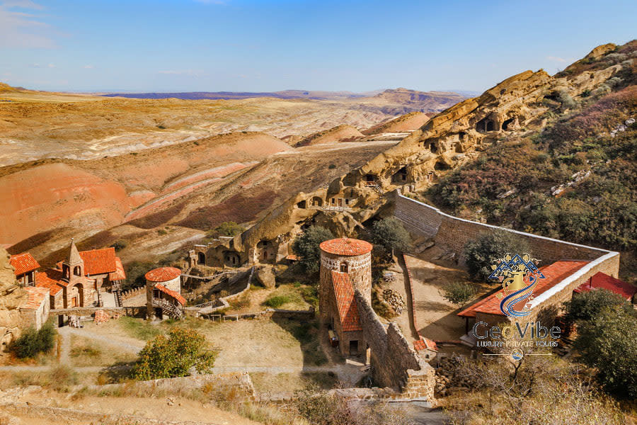 დავით გარეჯის ფერადი უდაბნო და მეღვინეობა გიუაანი