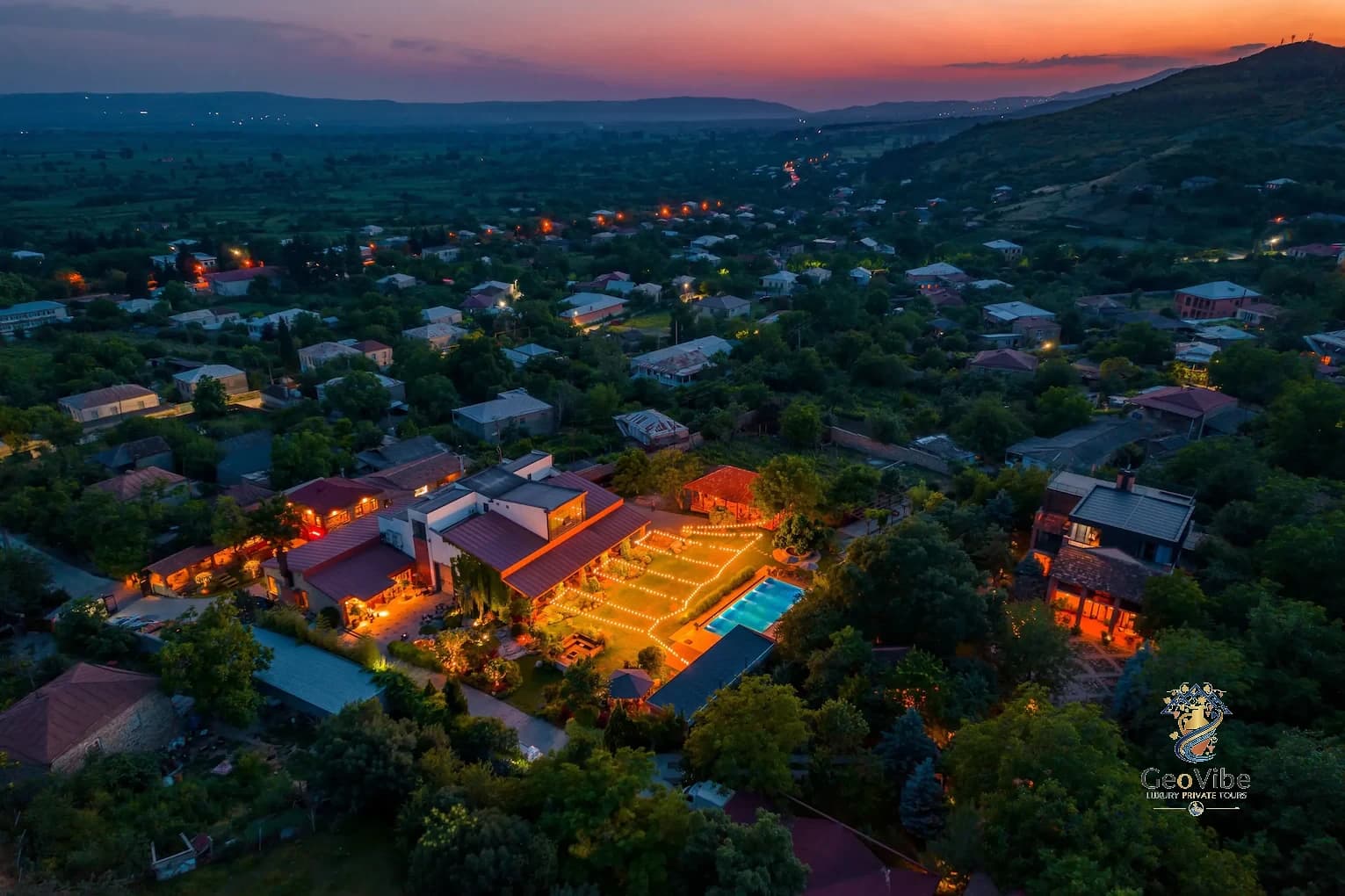 Пустыня Давид-Гареджи и винодельня Гиуаани