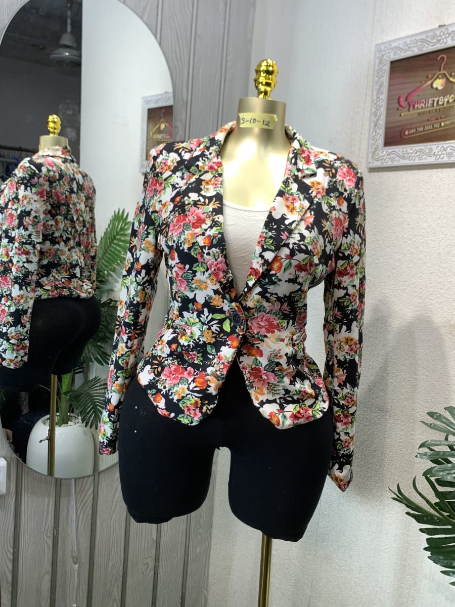 Chic Floral Print Blazer Jacket - Women's Fitted Style