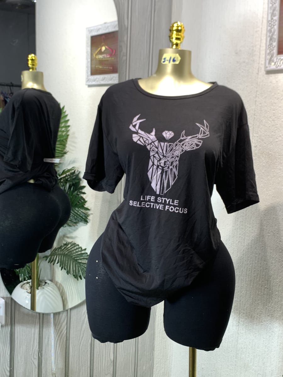 Black Geometric Deer Graphic Casual T-Shirt