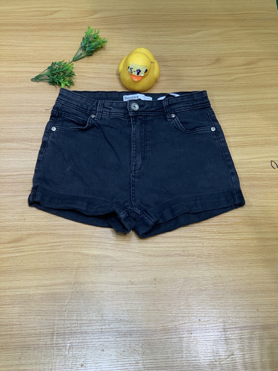 Bershka Women's High-Waisted Black Cuffed Denim Shorts