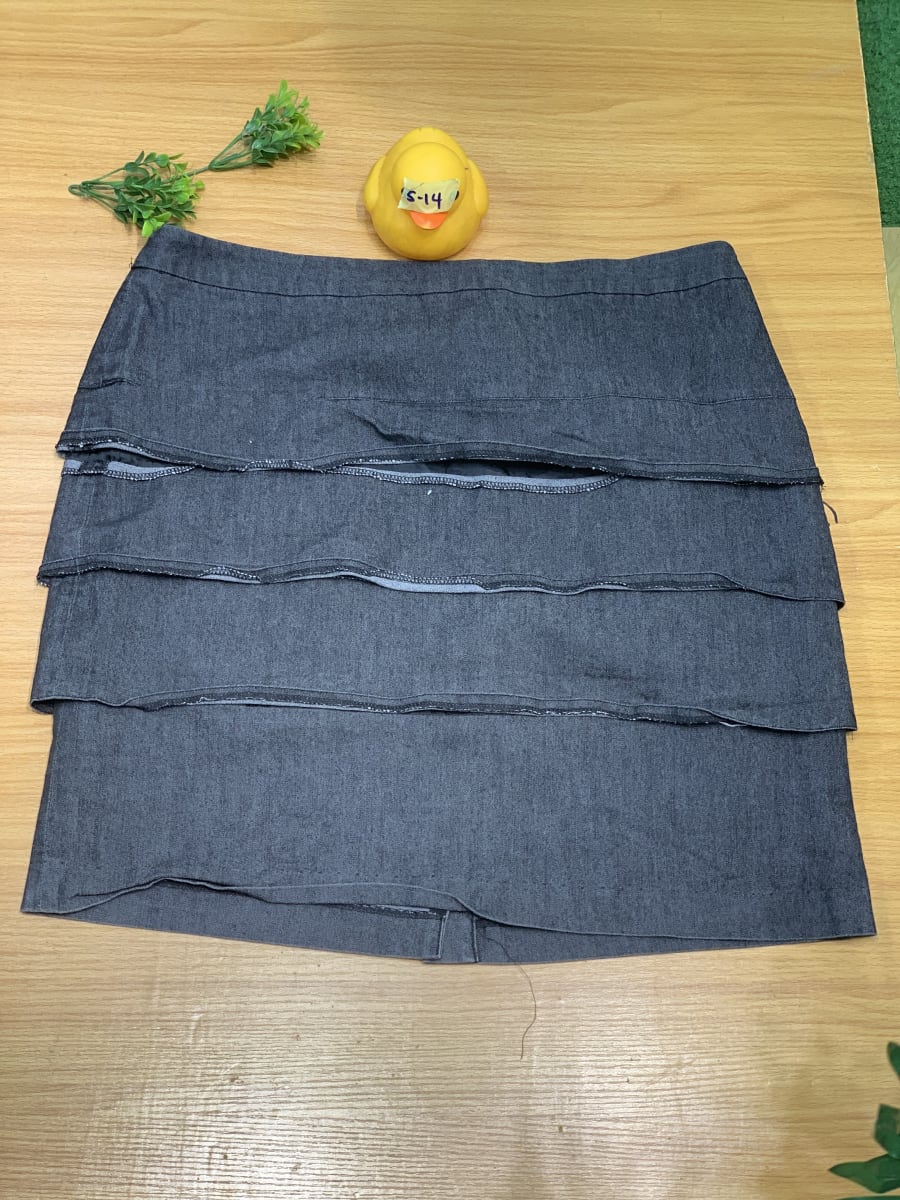 Chic Tiered Denim Mini Skirt - Dark Grey Ruffle Design