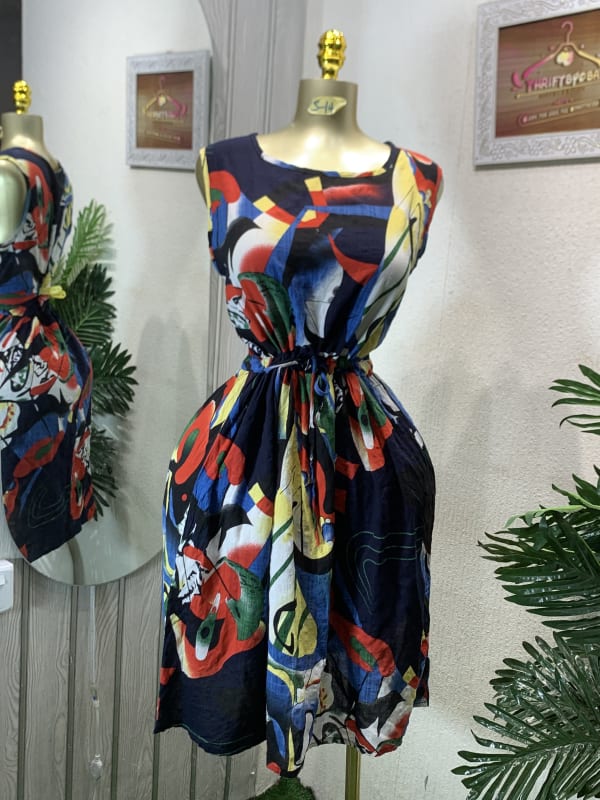 Colorful Abstract Print Sleeveless Midi Dress