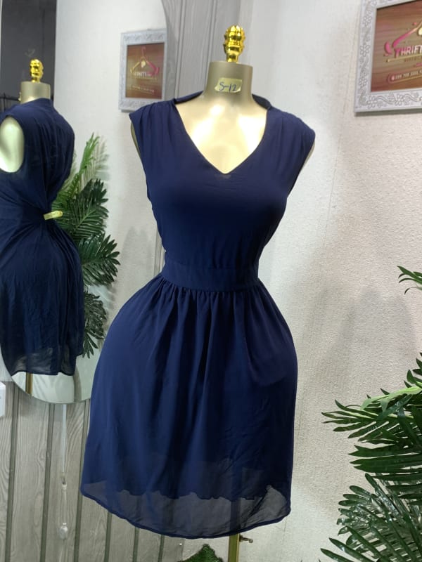 Chic Navy V-Neck Sleeveless Mini Dress