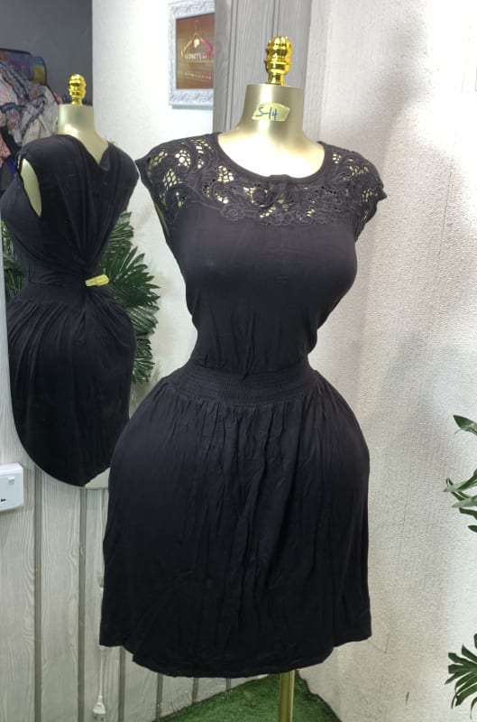 Black Lace Yoke Smocked Waist Casual Dress
