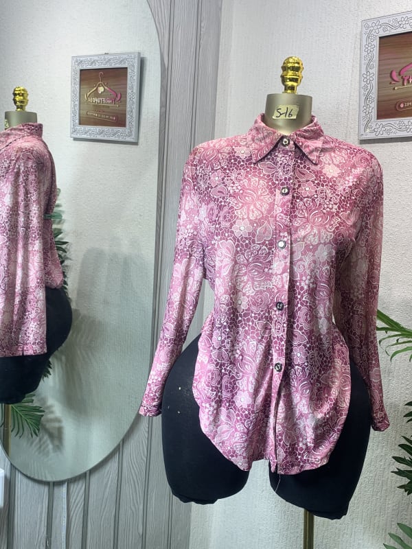 Chic Mauve Pink Floral Long Sleeve Button-Down Blouse