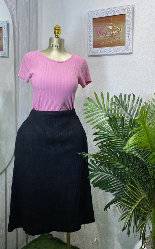 Women's Ribbed Pink Top & Black Midi Skirt Set