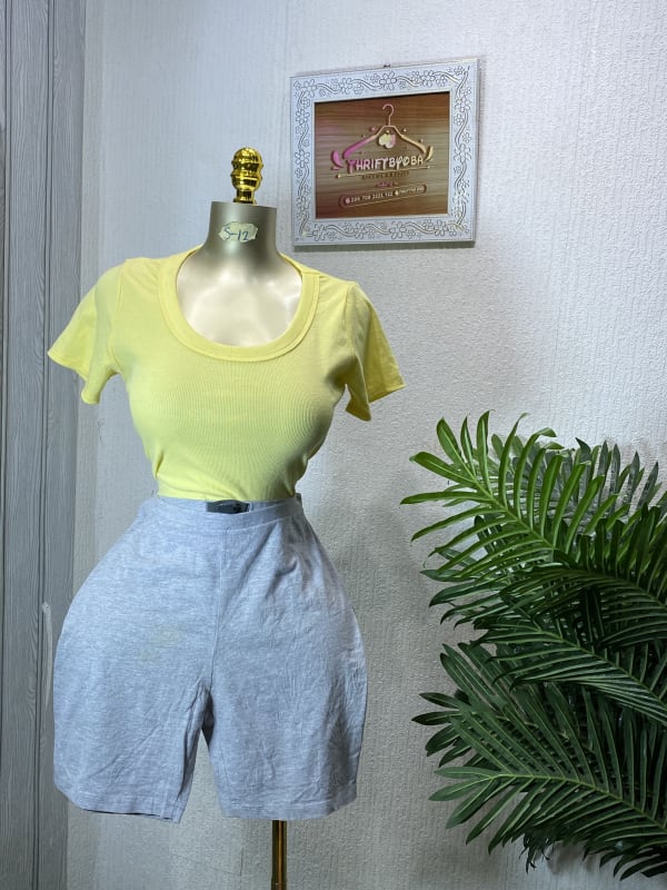Lemon Ribbed Scoop Neck Tee & Grey High-Waist Shorts