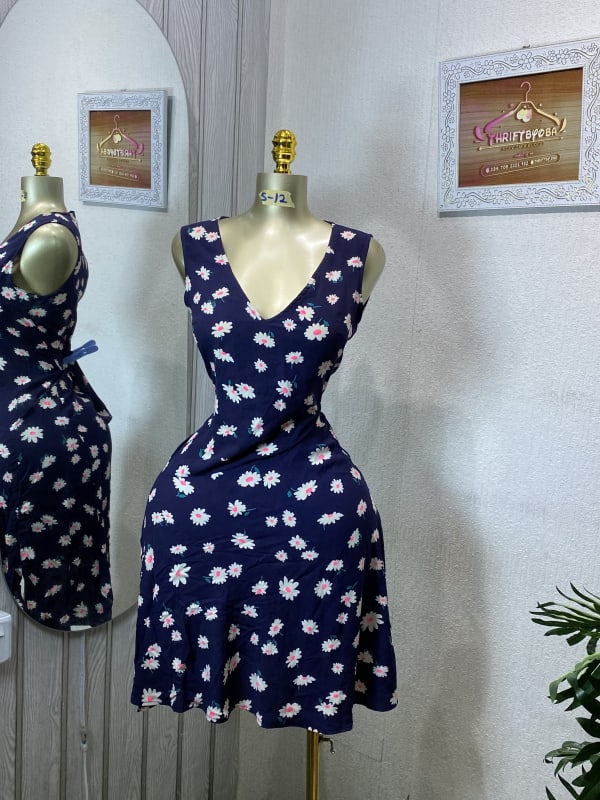 Navy Floral V-Neck Mini Dress - Summer Casual