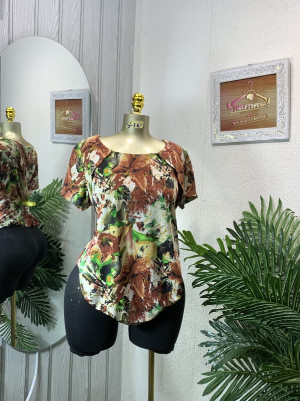 Floral Print Short Sleeve Top