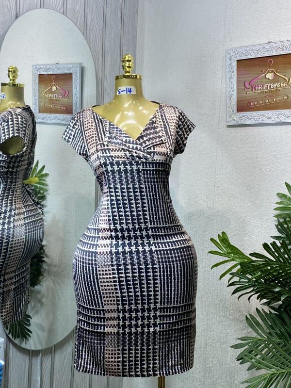 Plaid Print V-Neck Cap Sleeve Bodycon Mini Dress