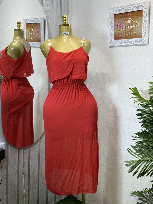 Chic Red Halterneck Midi Dress with Pearl Straps