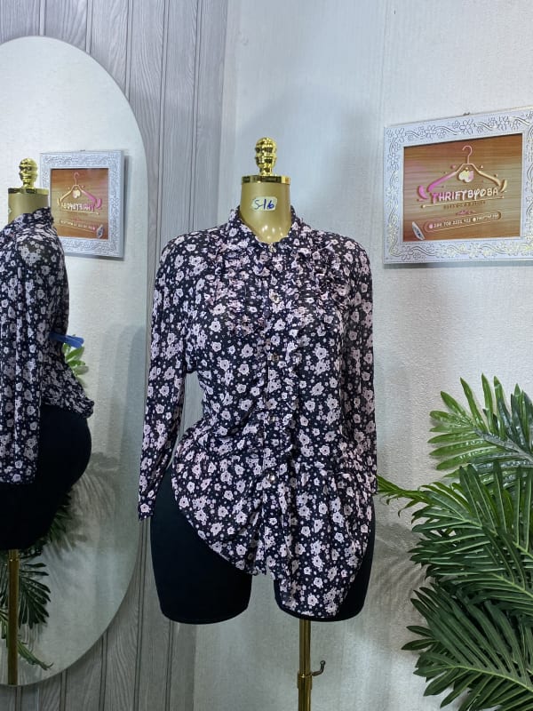 Chic Black Floral Ruffle Button-Down Blouse