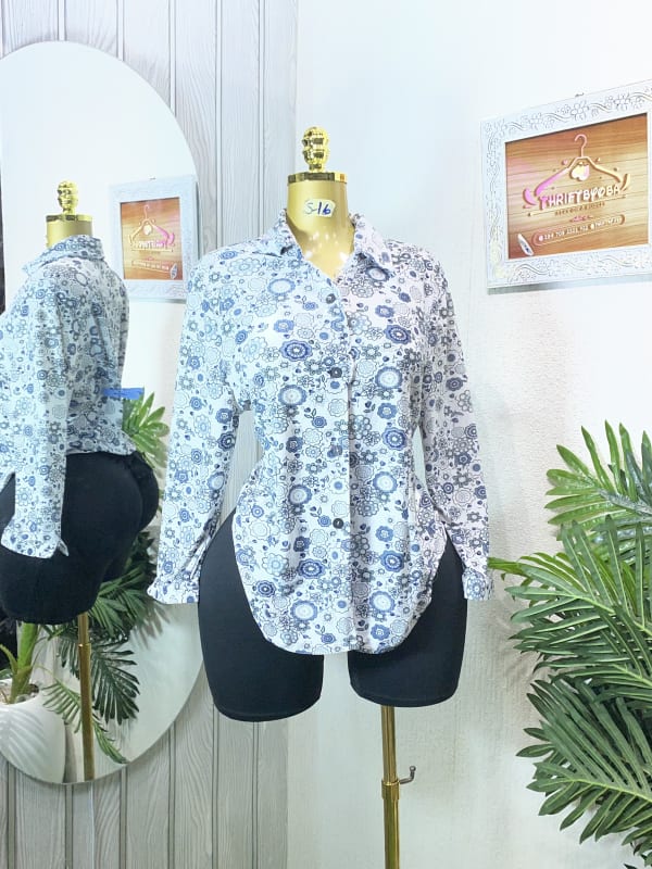 Chic Blue Floral Print Long Sleeve Button-Up Blouse