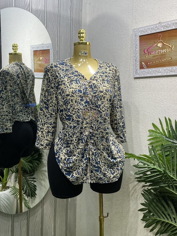 Abstract Print V-Neck Tunic Blouse - 3/4 Sleeve Top