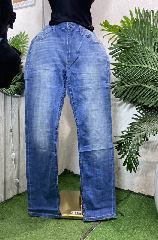 Men's Classic Blue Distressed Denim Jeans