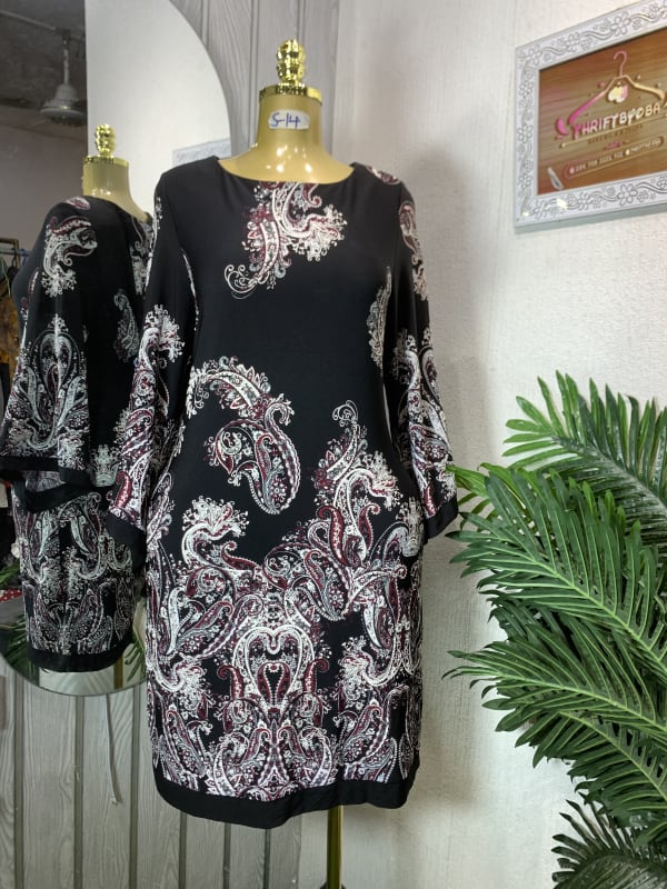 Black Paisley Print Tunic Dress - Elegant & Relaxed