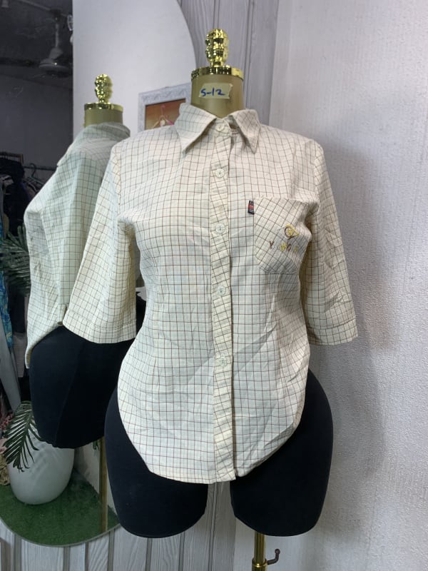 Women's Cream Plaid 3/4 Sleeve Button-Down Blouse