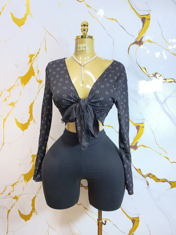 Smiley Face Print Tie-Front Crop Top & High-Waist Shorts Set