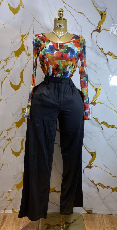 Chic Floral Top & Wide-Leg Black Pants Set