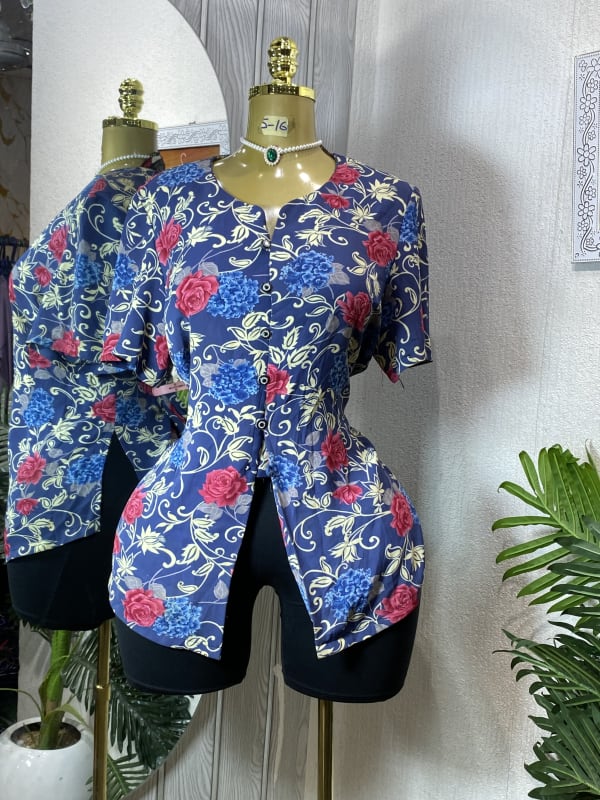 Women's Blue Floral Button-Down Short Sleeve Blouse