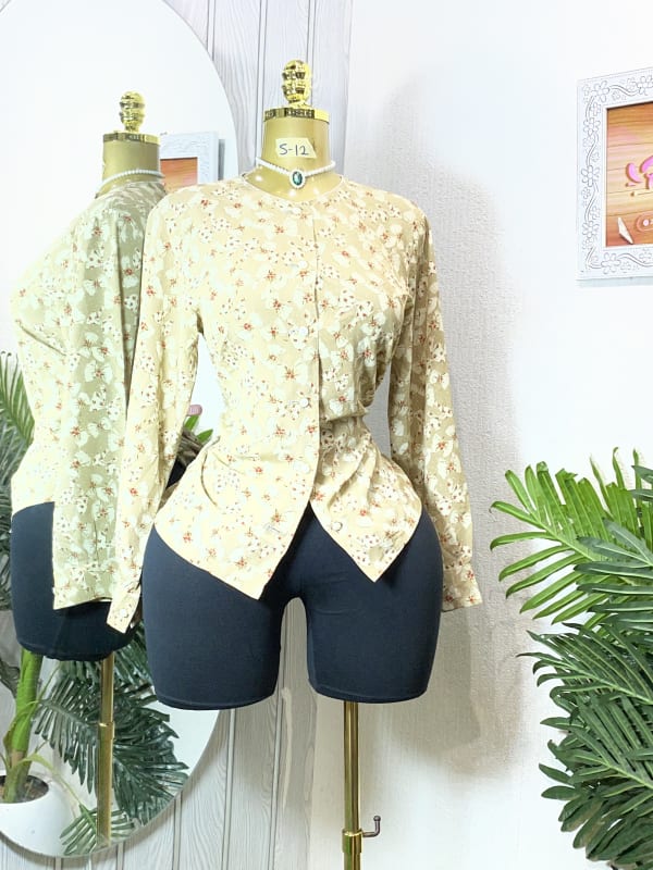 Women's Floral Print Long-Sleeve Button-Up Blouse