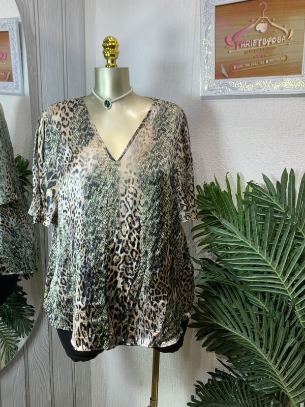 Women's V-Neck Animal Print Casual Blouse