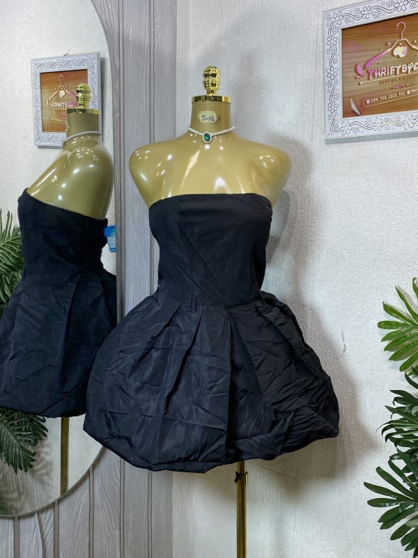 Elegant Black Strapless Bubble Mini Dress