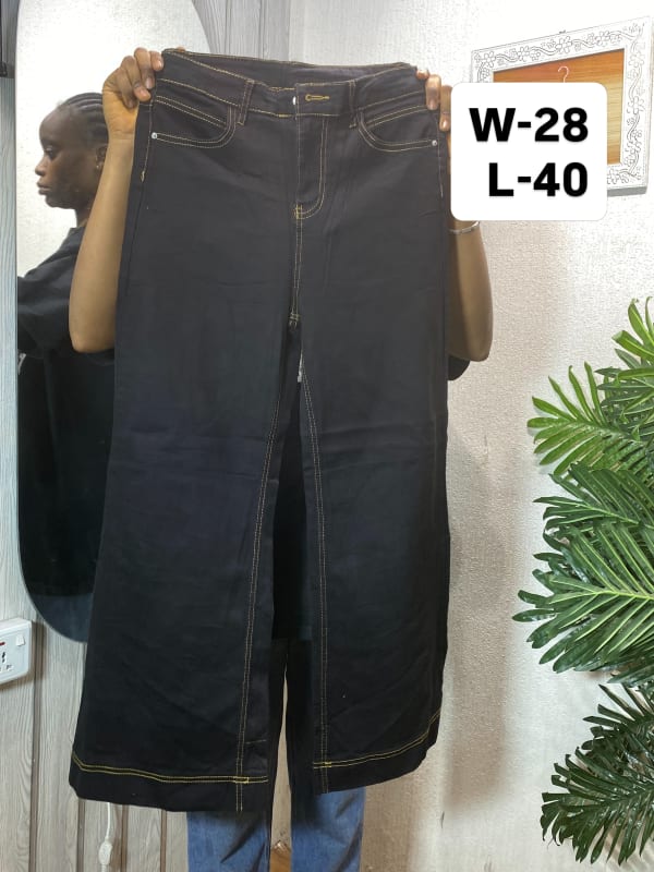 Women's High-Waisted Wide-Leg Black Denim Jeans