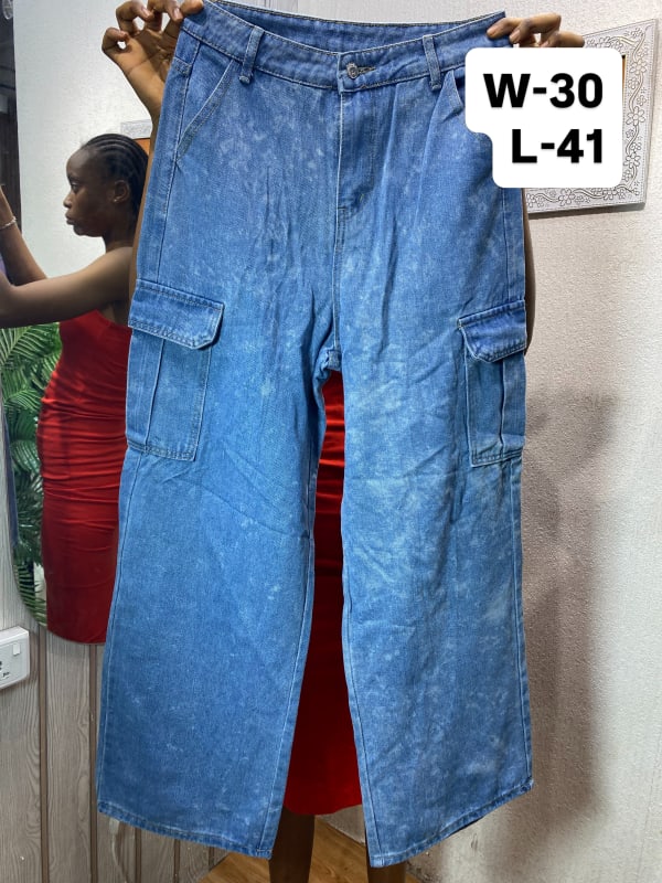 Women's Acid Wash Wide-Leg Cargo Denim Jeans