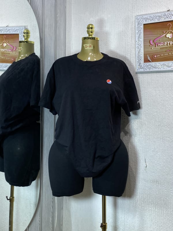Vintage Black Pepsi Logo Graphic Crew Neck T-Shirt