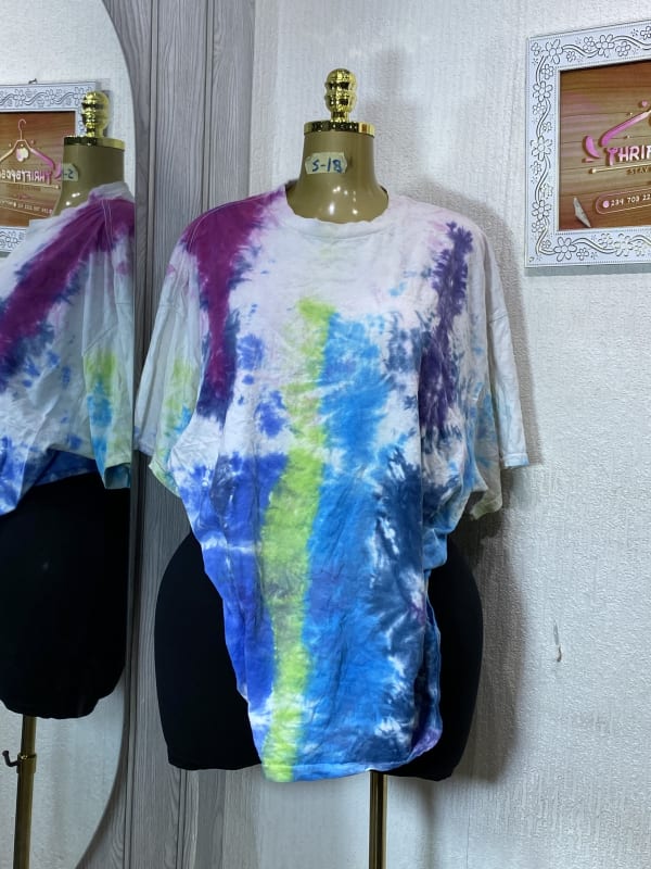 Vibrant Tie-Dye Oversized Crewneck T-Shirt
