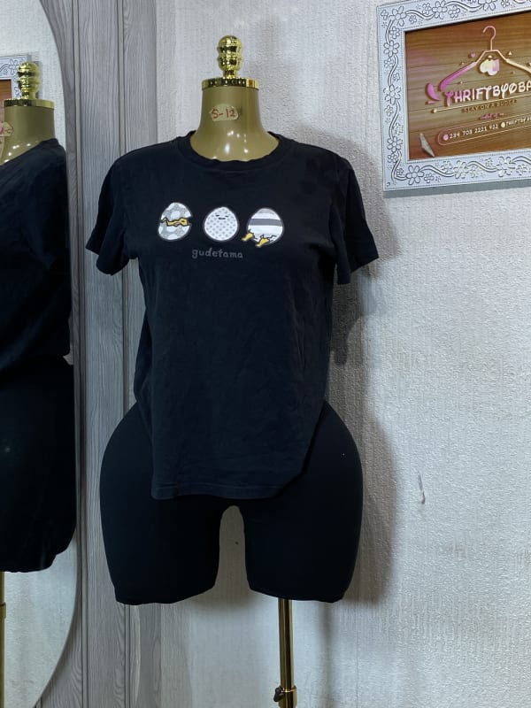 Gudetama Graphic Print Black Cotton T-Shirt