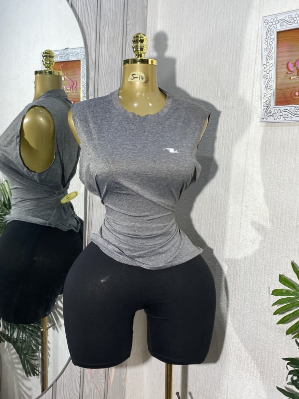 Women's Grey Sleeveless Athletic Performance Tank Top