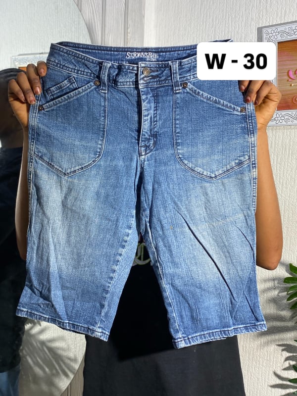 St. John's Bay Women's Blue Denim Bermuda Shorts - W30