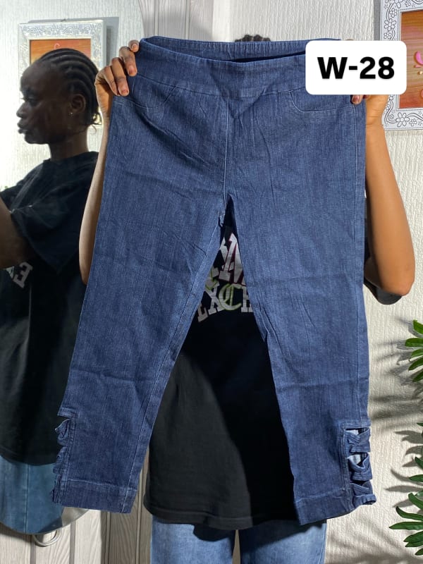 Women's Elastic Waist Stretch Denim Capri Pants with Side Ties