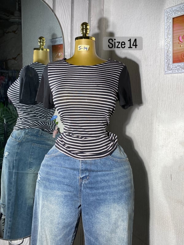 Black and White Striped Short Sleeve Top