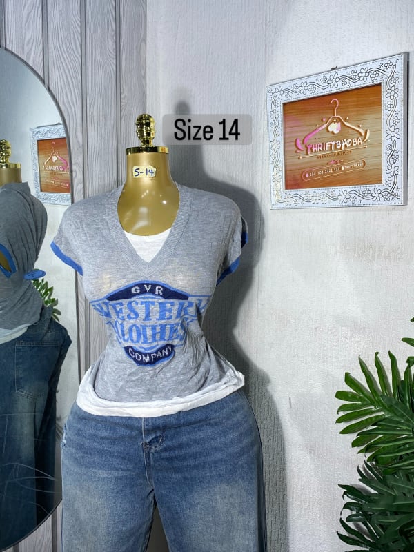 Western Clothing Co. Grey V-Neck Layered T-Shirt Size 14
